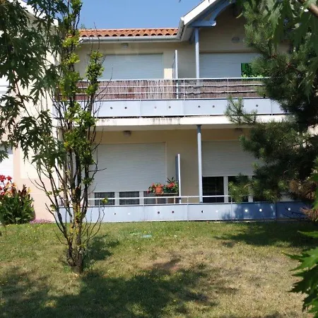 T2 Avec Piscine, Parking, A 10km De L'ocean - Fr-1-319-349